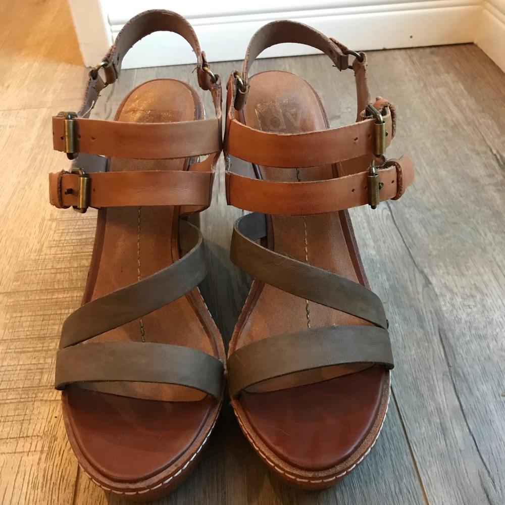 Dolce Vita Leather Wedge Sandals